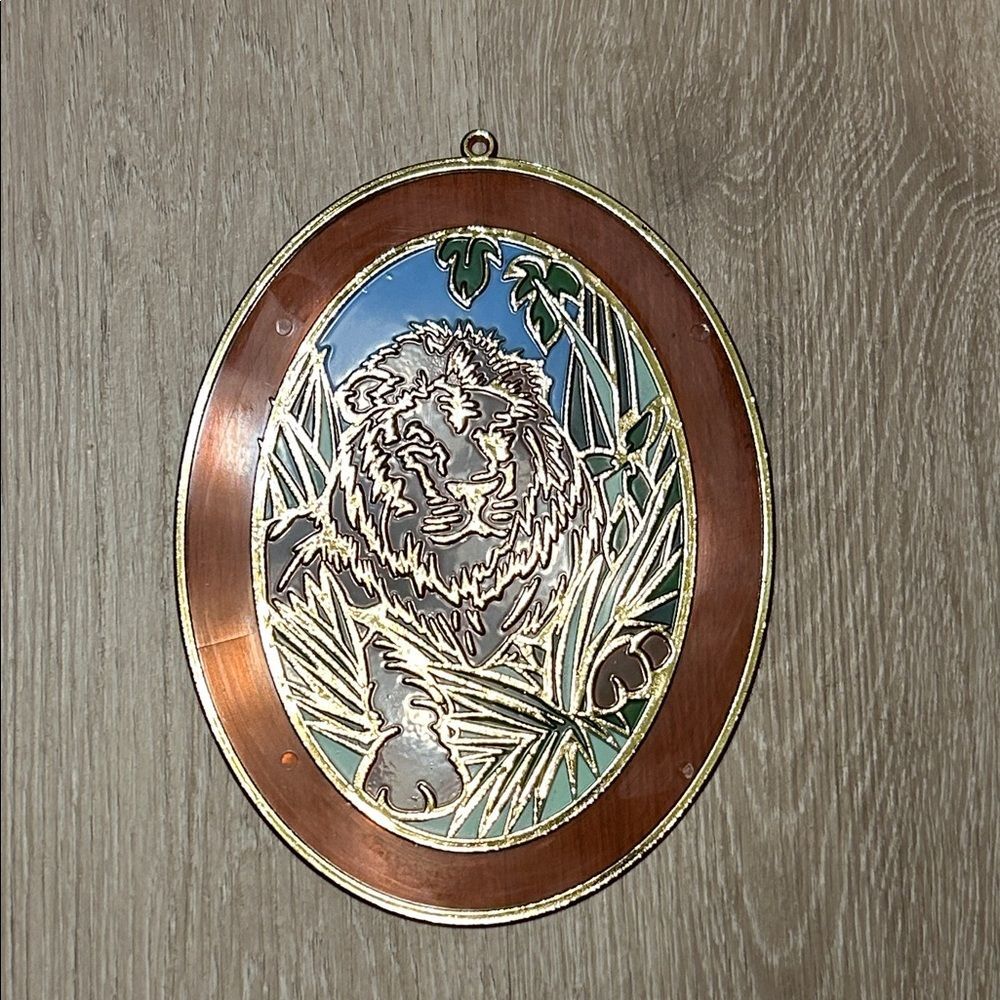 Hermitage Pottery Vintage Lion Window Suncatcher